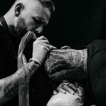 纹身师 Bartosz Panas