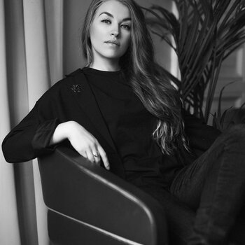 纹身师 Alena Zozulenko