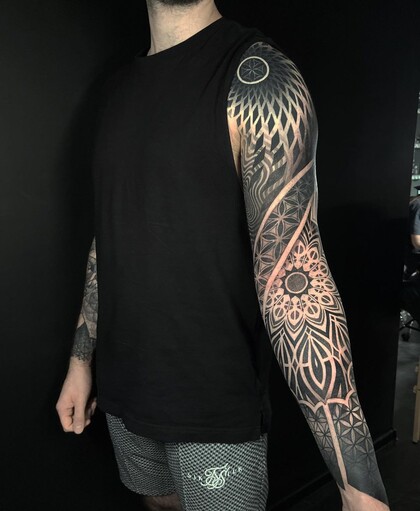 纹身灵感 #54356 纹身师 Anton Riakhovski