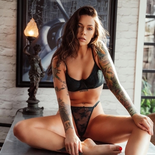 🔥 热门照片、模特作品集  #54585 纹身模特 Emily Rackham