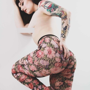 🔥 热门照片、模特作品集  #21011 纹身模特 Ceres Suicide