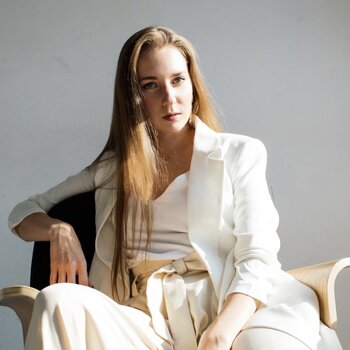 纹身师 Elizaveta Provorova