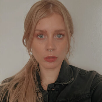纹身师 Ekaterina