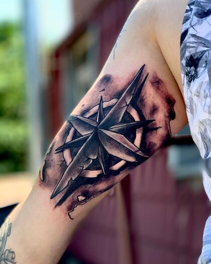 纹身灵感 #42155 纹身师 Vladislav Bondarenko 