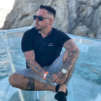 纹身师 Victor Garcia