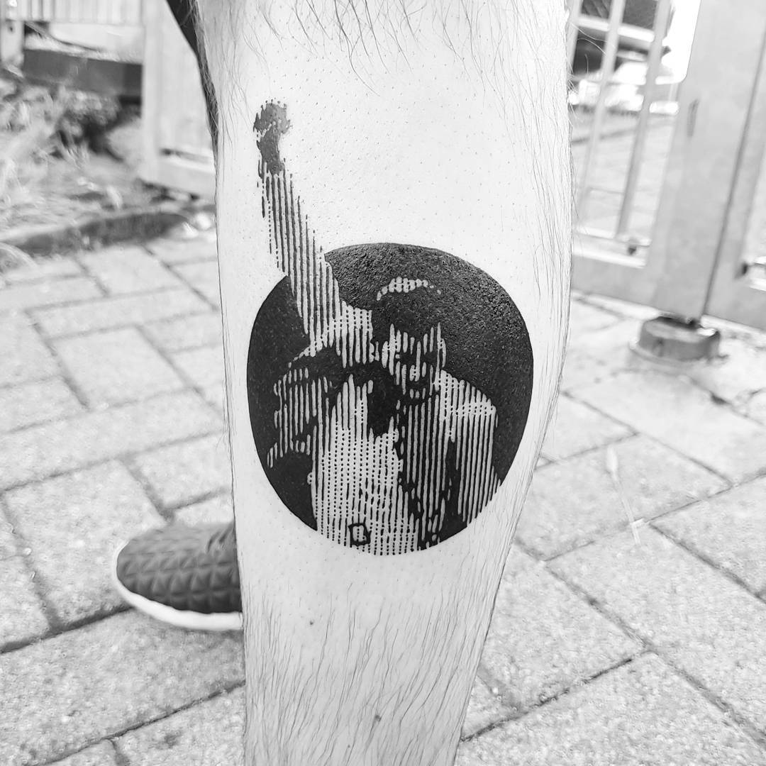 Tattoo artist Marco Bordi | Freddie Mercury, authors style black portrait sketch tattoo, dots and lines | Roma, Italy