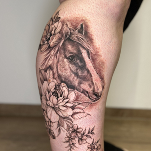 🔥 热门照片、模特作品集  #88324 纹身师 Shweta Yeti Ink