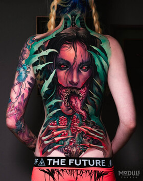对职业的热爱：里纳特·明加兹丁诺夫 tattoo 世界之旅