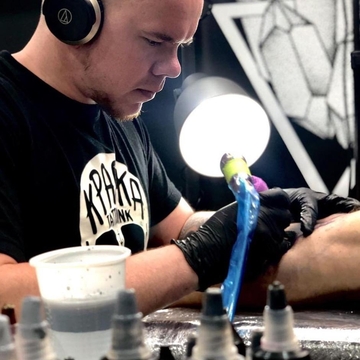 亚历山大·朱耶夫 - 黑灰写实 tattoo 的详细教程