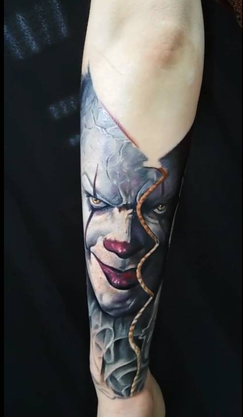 Tattoo artist Vladimir Korolev, ProTeam КРАСКА Tattoo Ink, realism tattoo | Volgograd, Russia