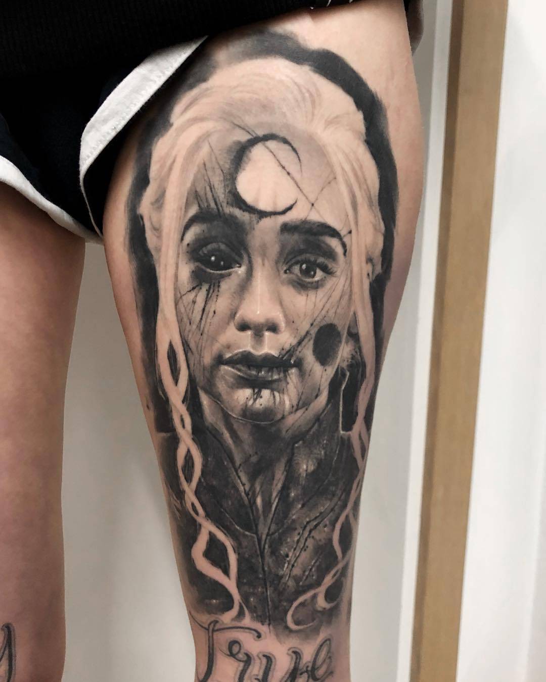 纹身艺术家 Eva Krbdk